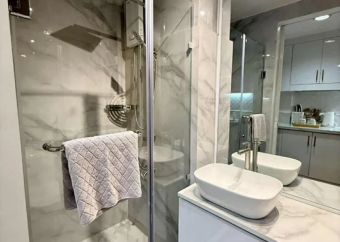 Shell Residences Mall Of Caitlin * マニラ市