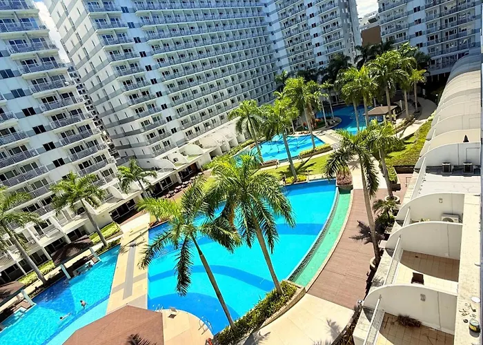 Shell Residences Mall Of Caitlin * マニラ市